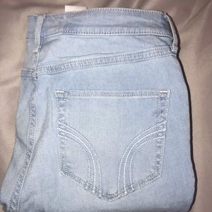 light wash hollister skinny jeans